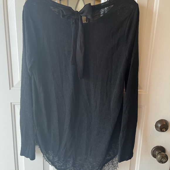 LC Disney Line Sweater - Picture 6 of 7